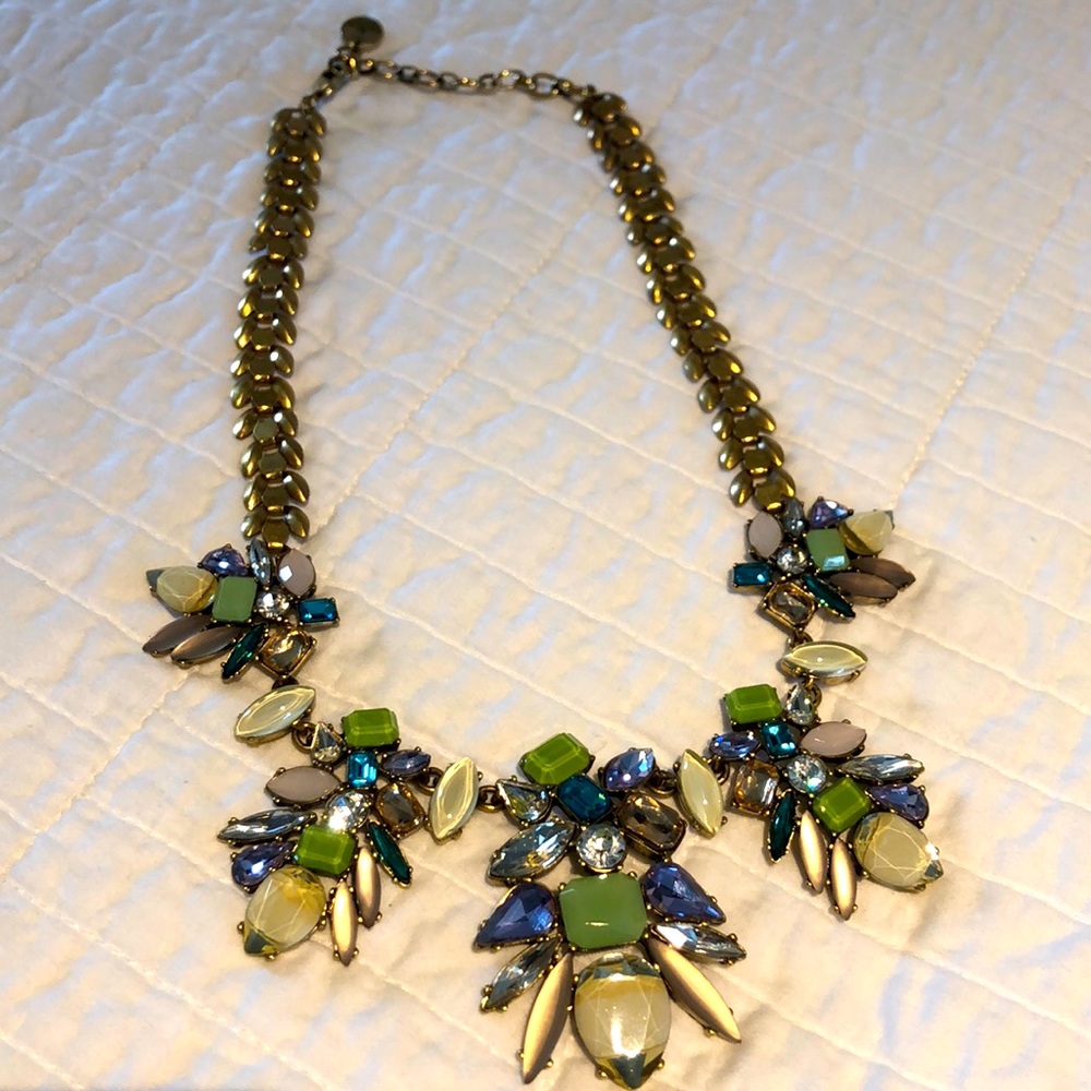 Stella & Dot chunky vintage look necklace